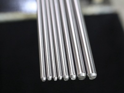 303和304哪個(gè)好？