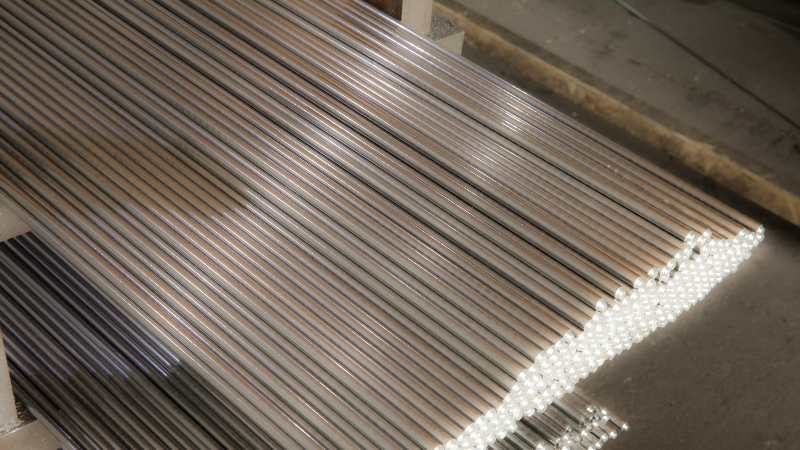 300系列和400系列的不銹鋼有的區別